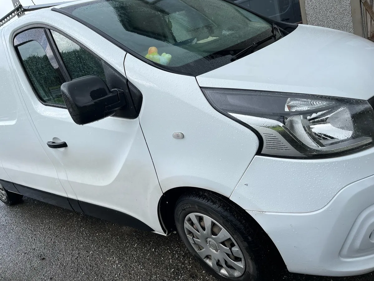 Renault traffic - Image 4