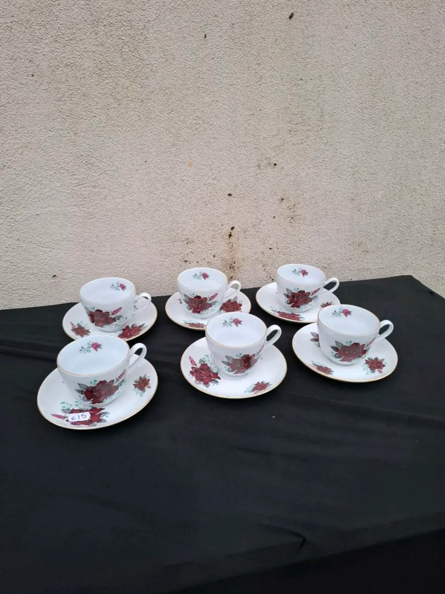 6 china tea cups and saucers postage possible - Image 2