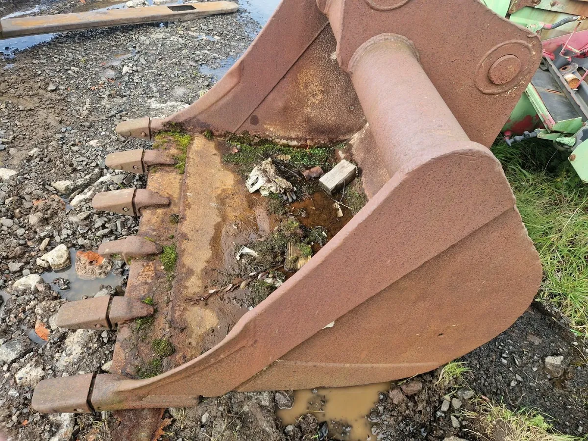 Digger Bucket - Image 1