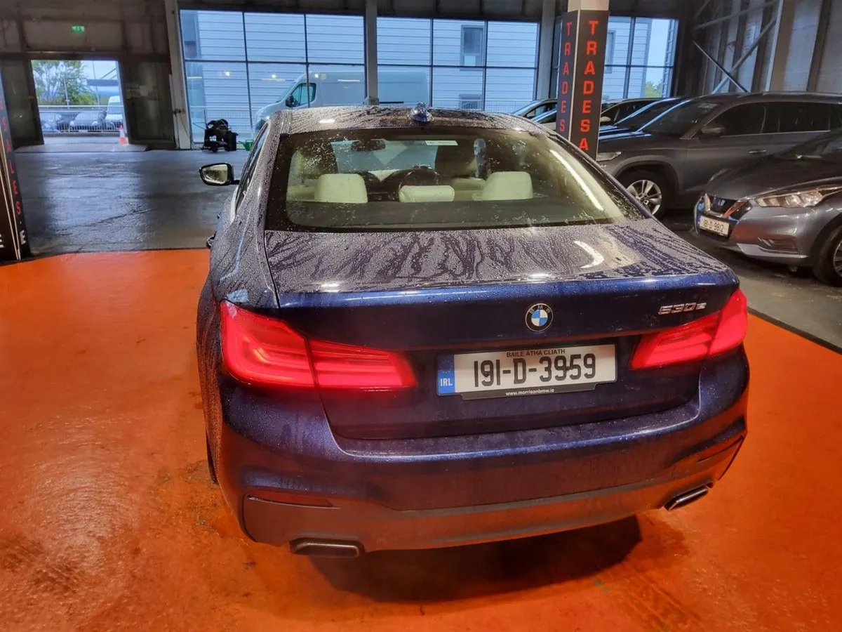 BMW 5 Series 530e M Sport Auto - Image 4