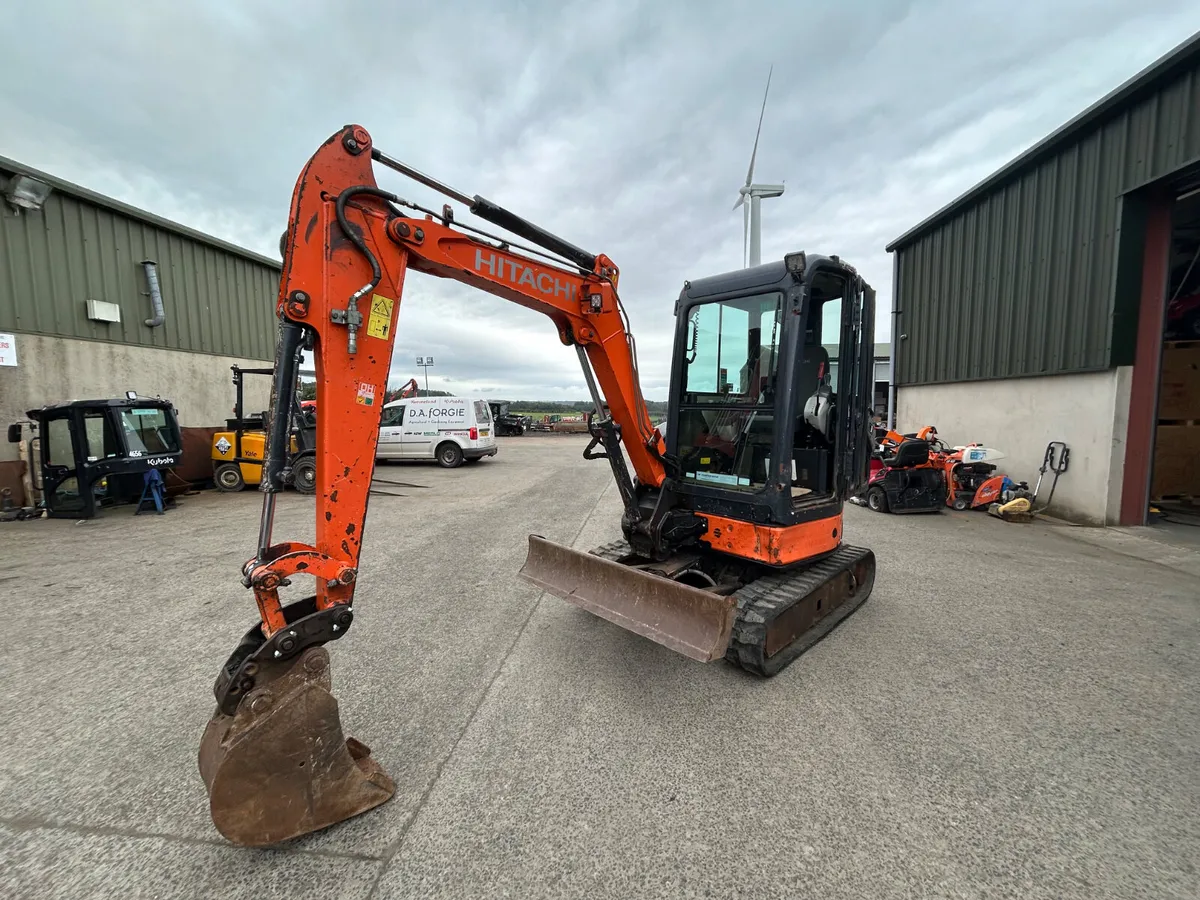 2015 Hitachi ZX29U - Image 1