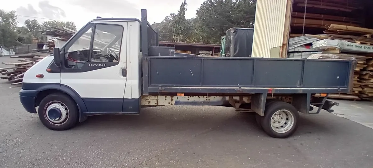 Transit 100 T350EF RWD Dropside Lorry - Image 2