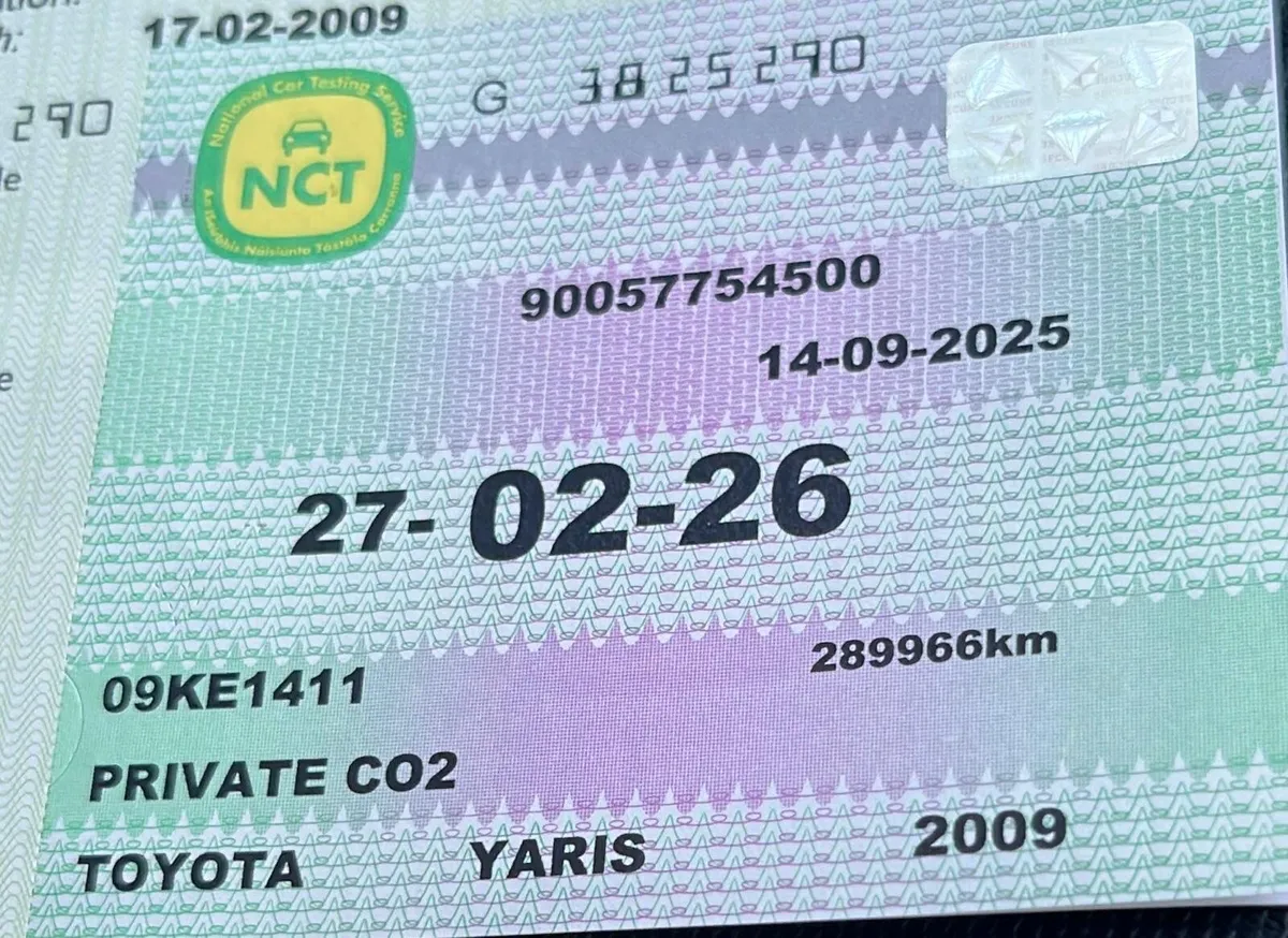 Toyota Yaris 2009 - Image 2