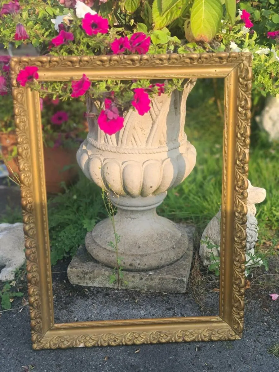 A selection of antique and vintage items - Image 3