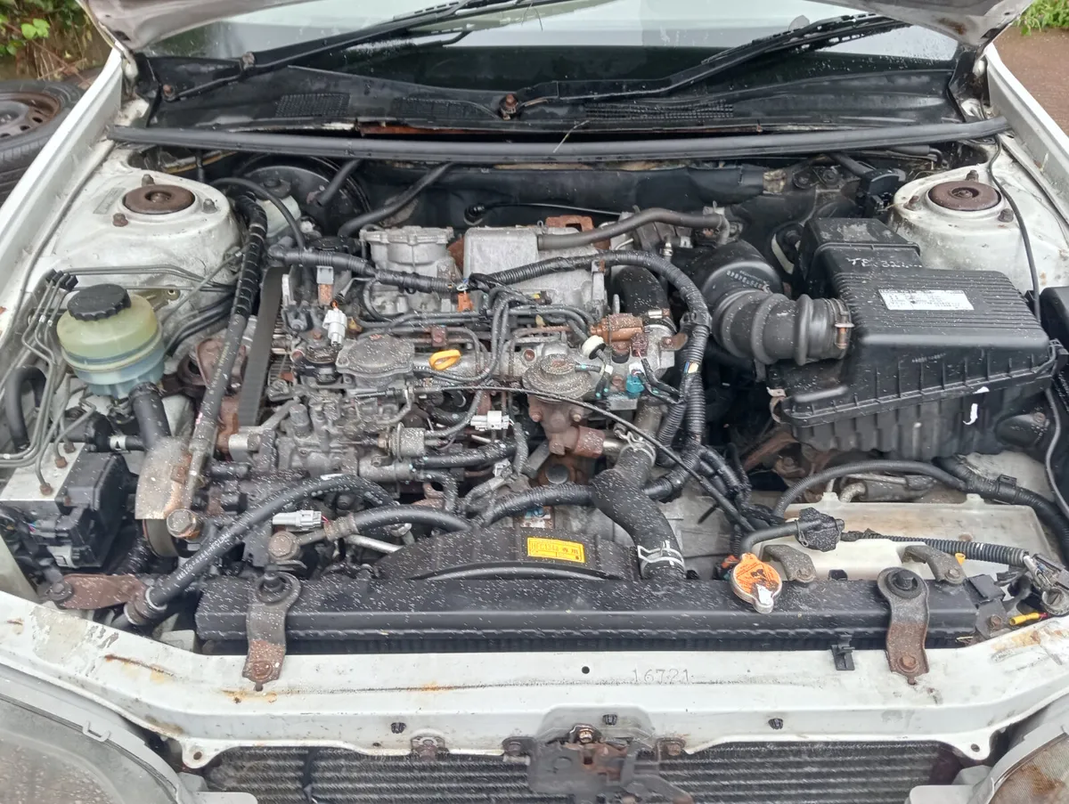 Toyota Camry  97 2.2td auto - Image 3