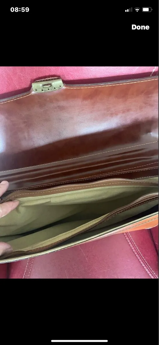 Vintage Leather Briefcase/ Laptop Carrier - Image 4