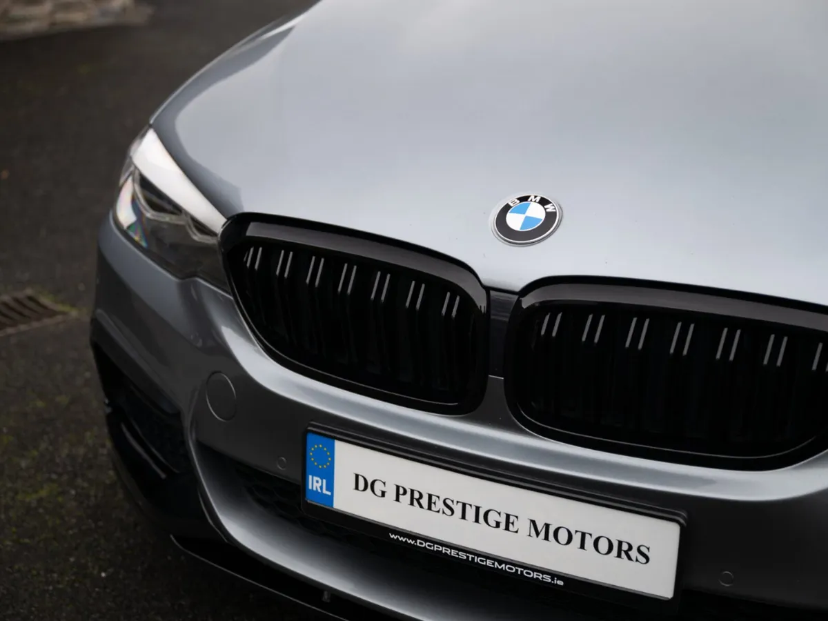 172 BMW 5 SERIES 530E M SPORT M PERFORMANCE - Image 4