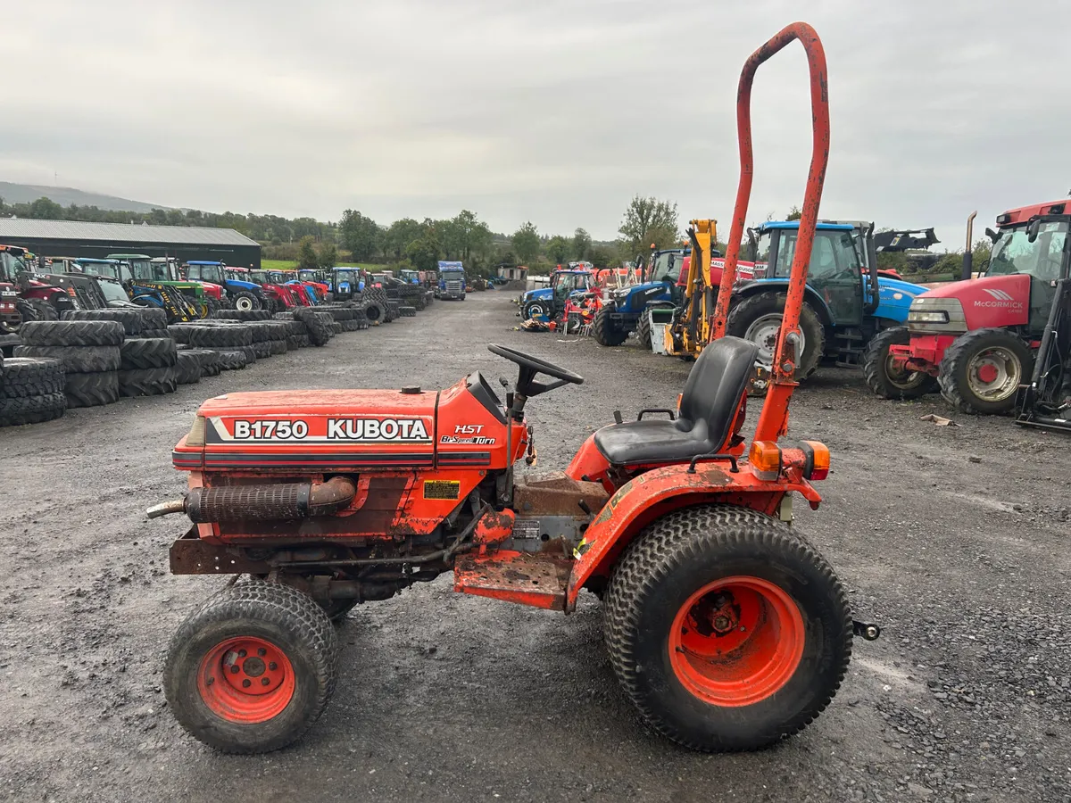 Kubota B1750 Compact Tractor - Image 4