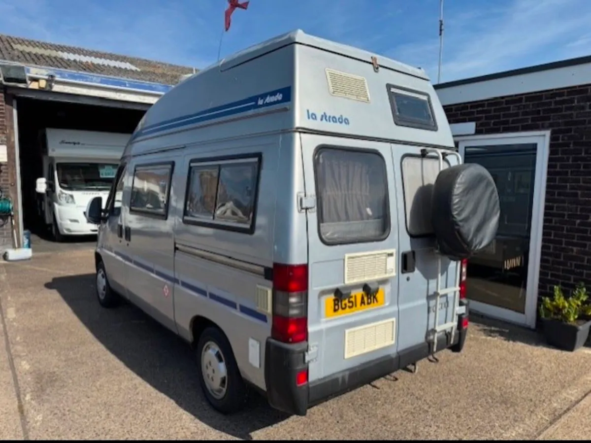 Fiat Ducato TDi  Camper Van  la Strada - Image 2