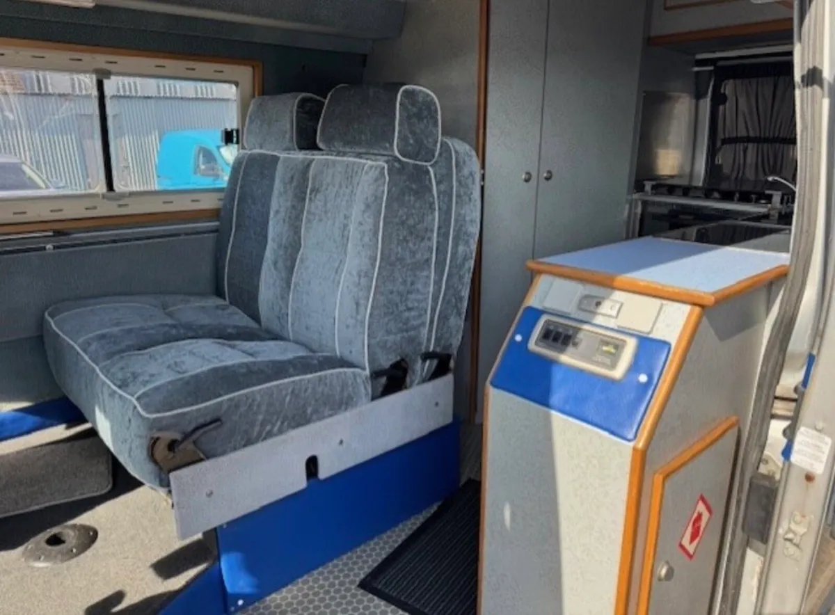 Peugeot boxer TDi  Camper Van  la Strada - Image 3