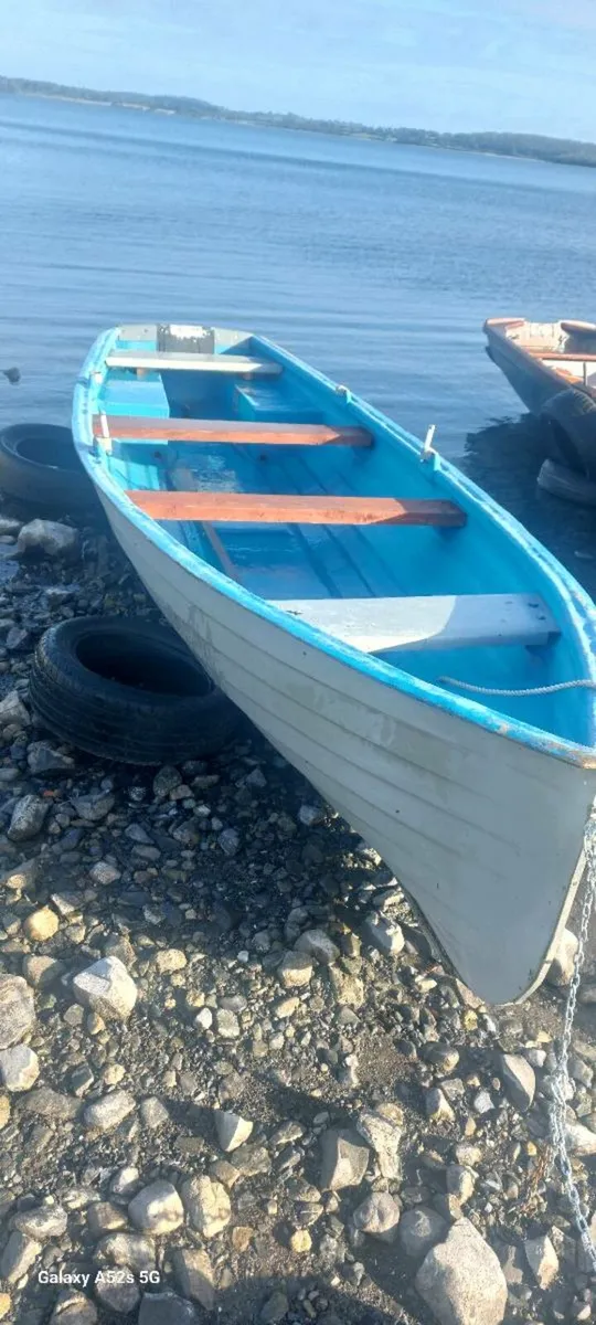 17 ft boat and motor - Image 3
