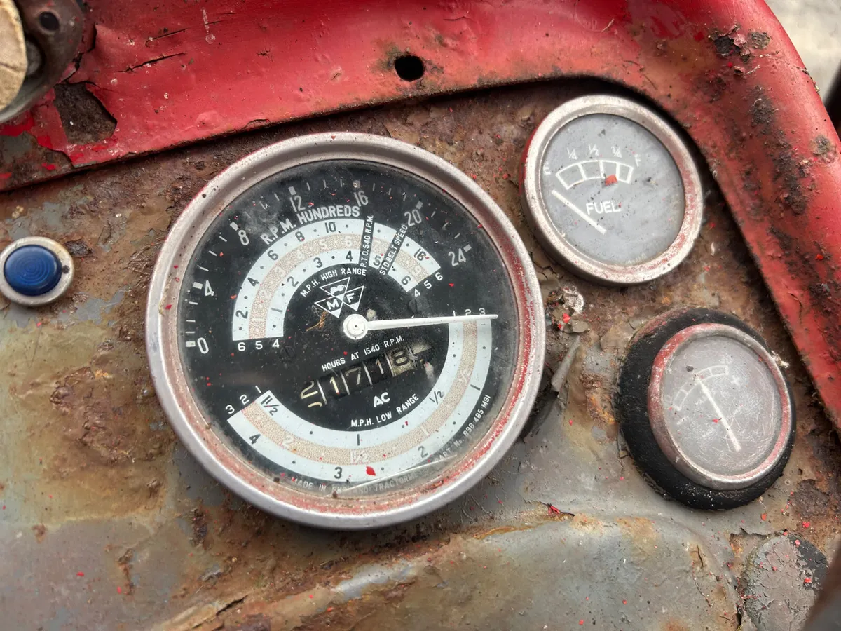 1970 Massey Ferguson 165 - Image 2