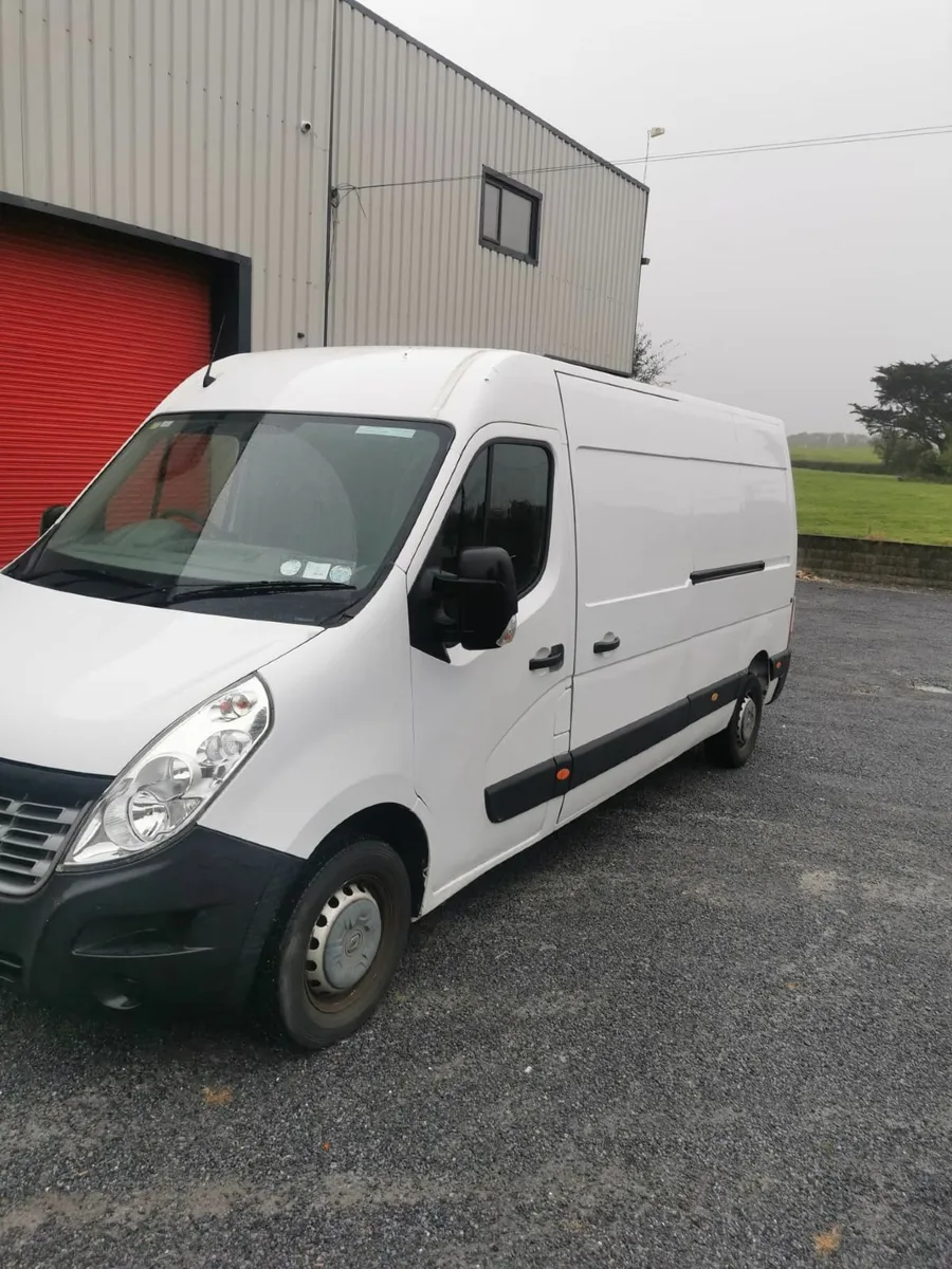 Renault Master 2016 - Image 1