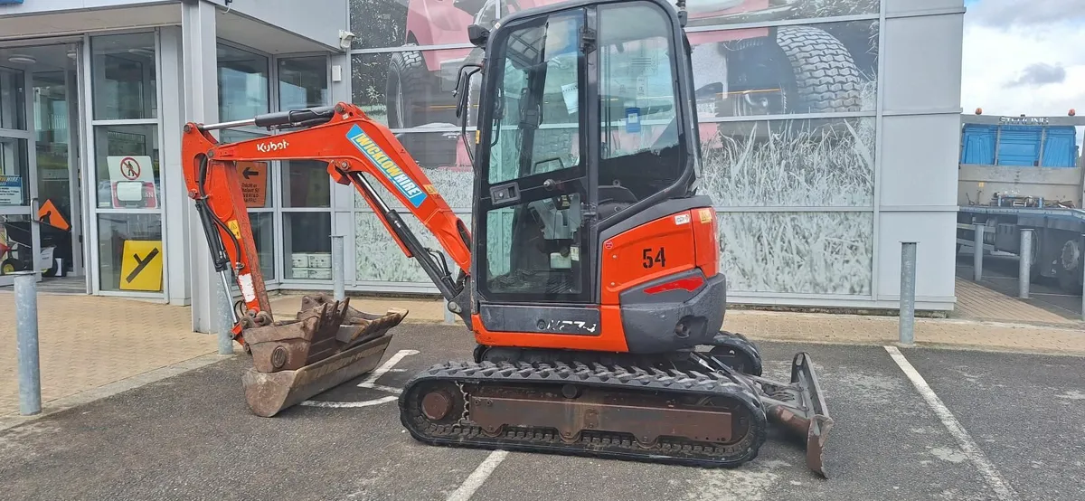 Kubota 3 Ton Excavator - Image 1