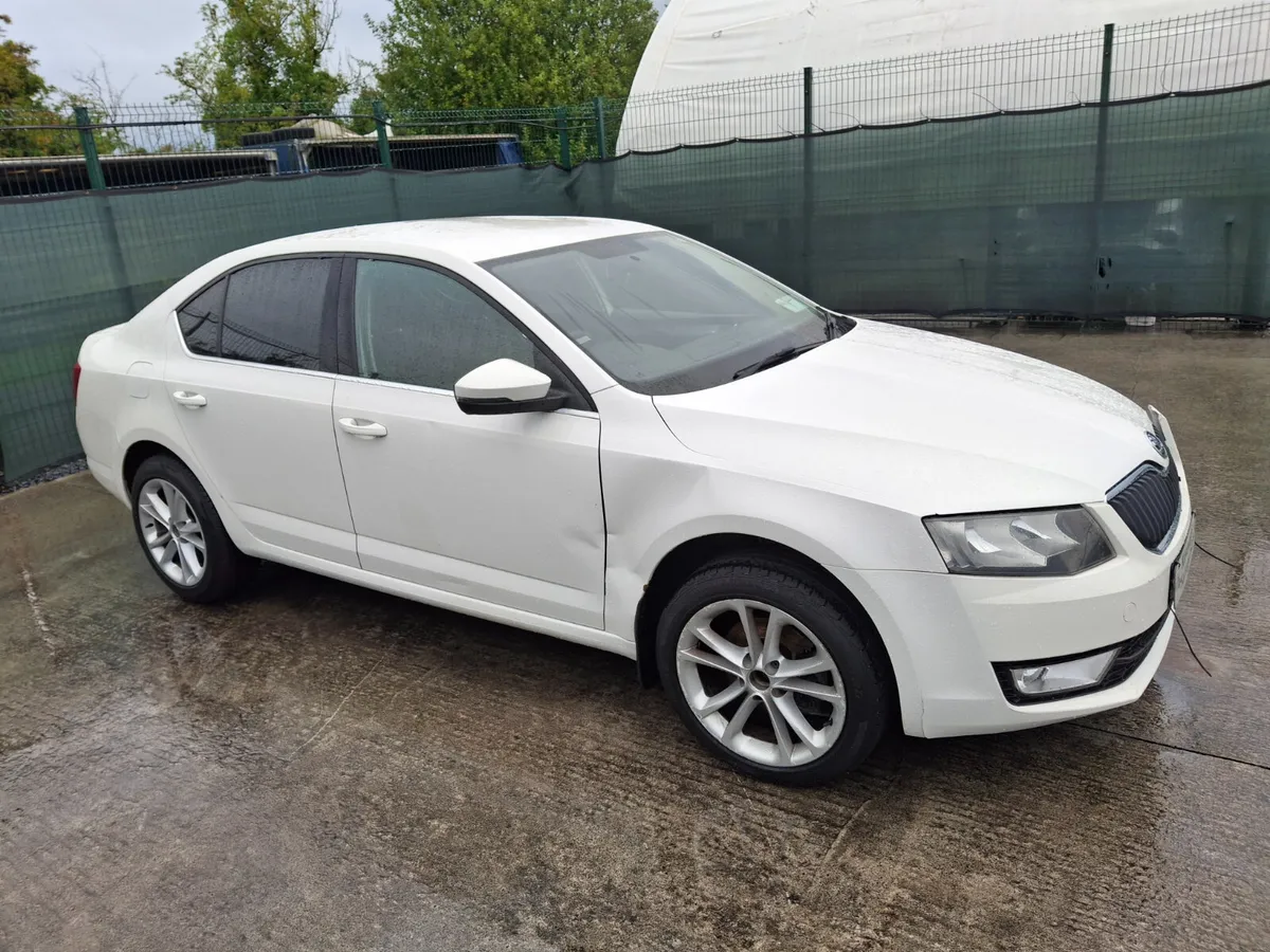 2015 Skoda Octavia 2.0 Tdi Automatic - Image 2