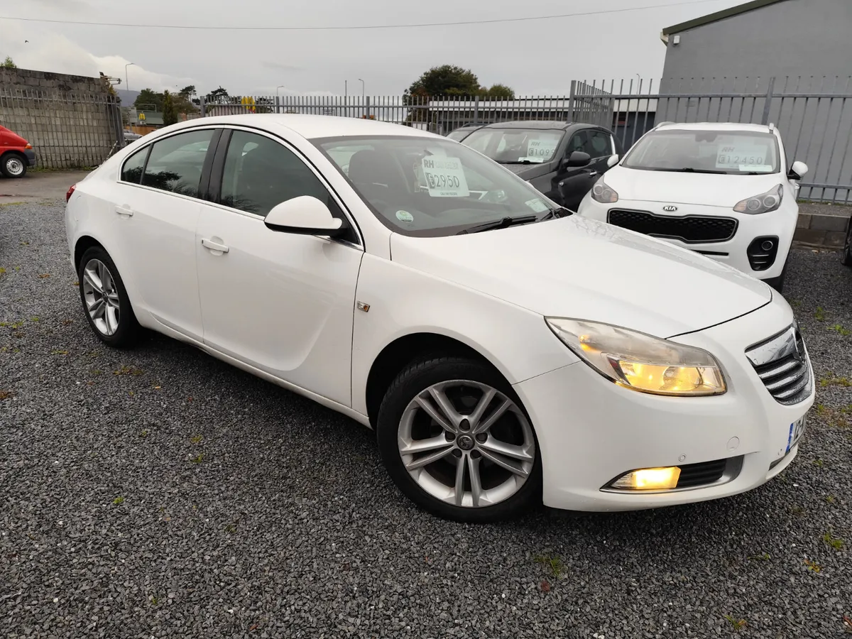 2012 Vauxhall Insignia 2.0 cdti 160 bhp exclusive - Image 2