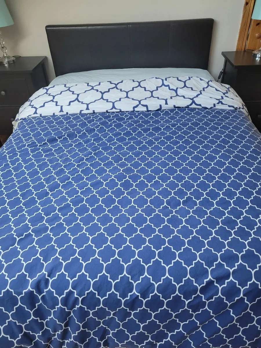 Bedframe and mattress - Image 2