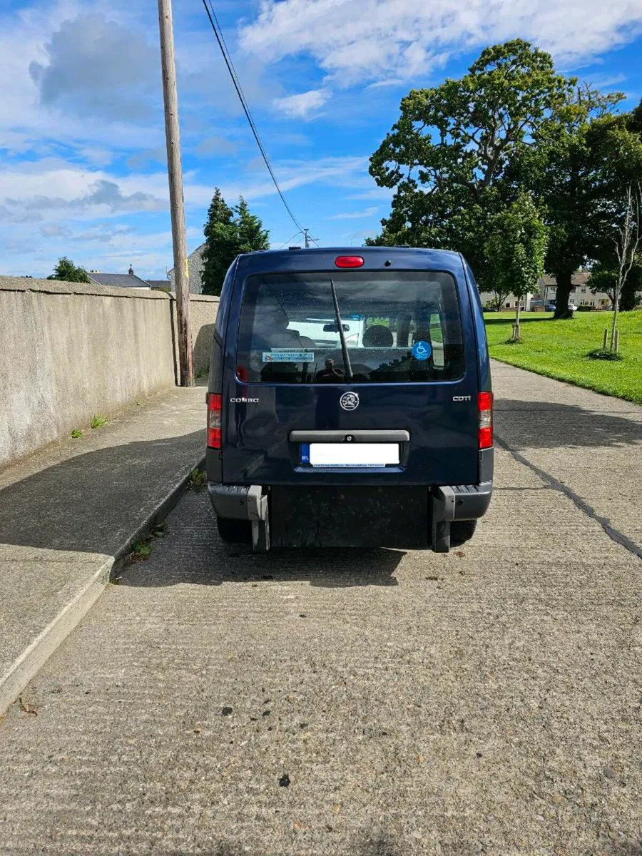 Vauxhall Combo Wheelchair Accessible Vehicle - Image 3