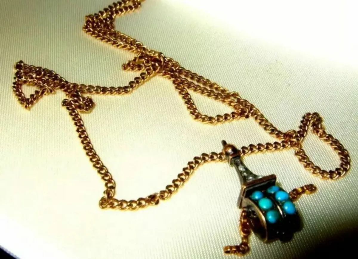Vintage Hallmarked 9ct Charm & Chain - Image 4