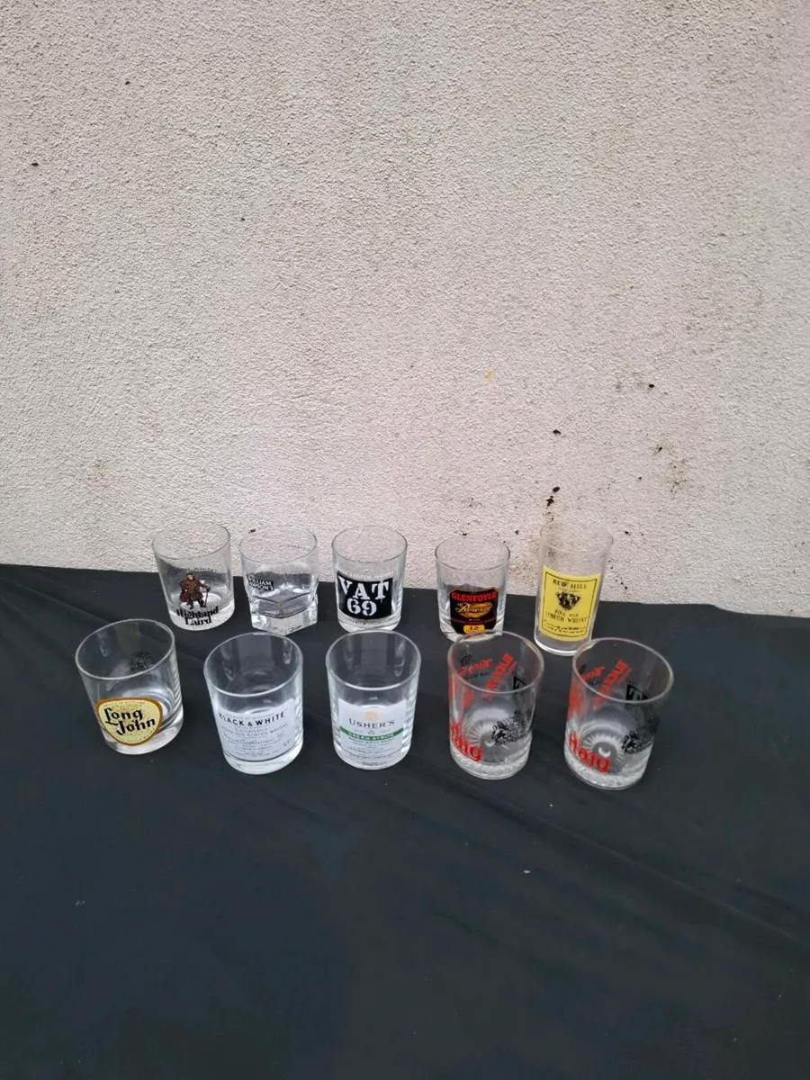 10 whiskey glasses postage possible - Image 1