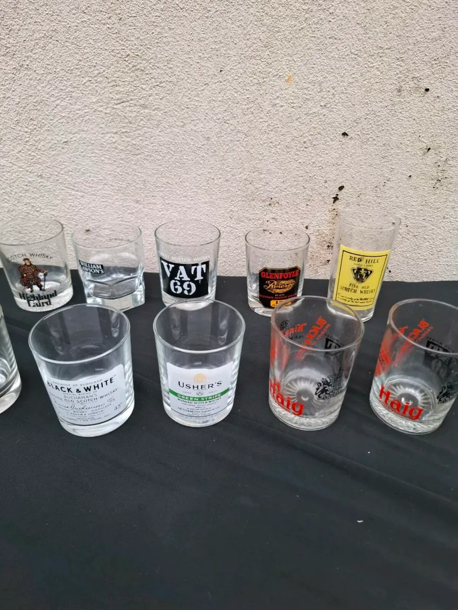 10 whiskey glasses postage possible - Image 3