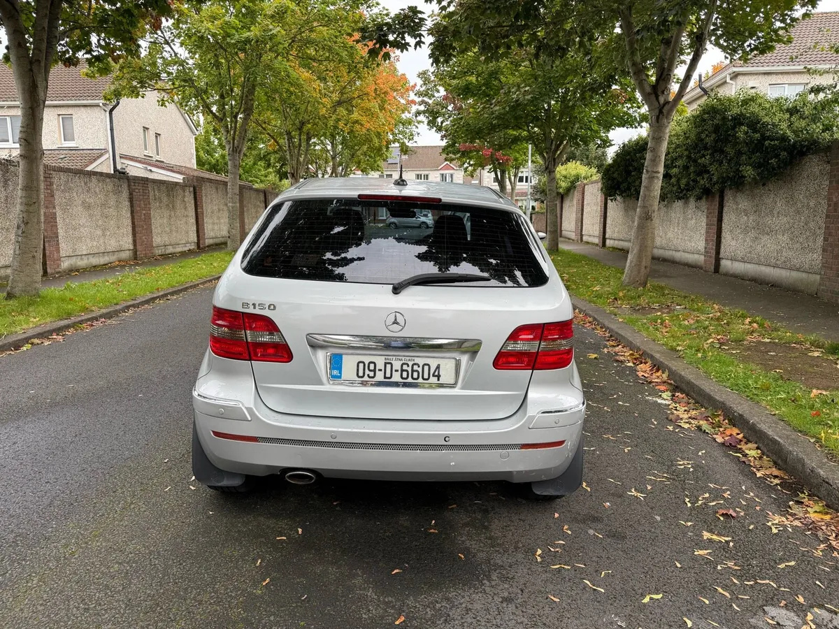 Mercedes B150 Automatic - Image 2