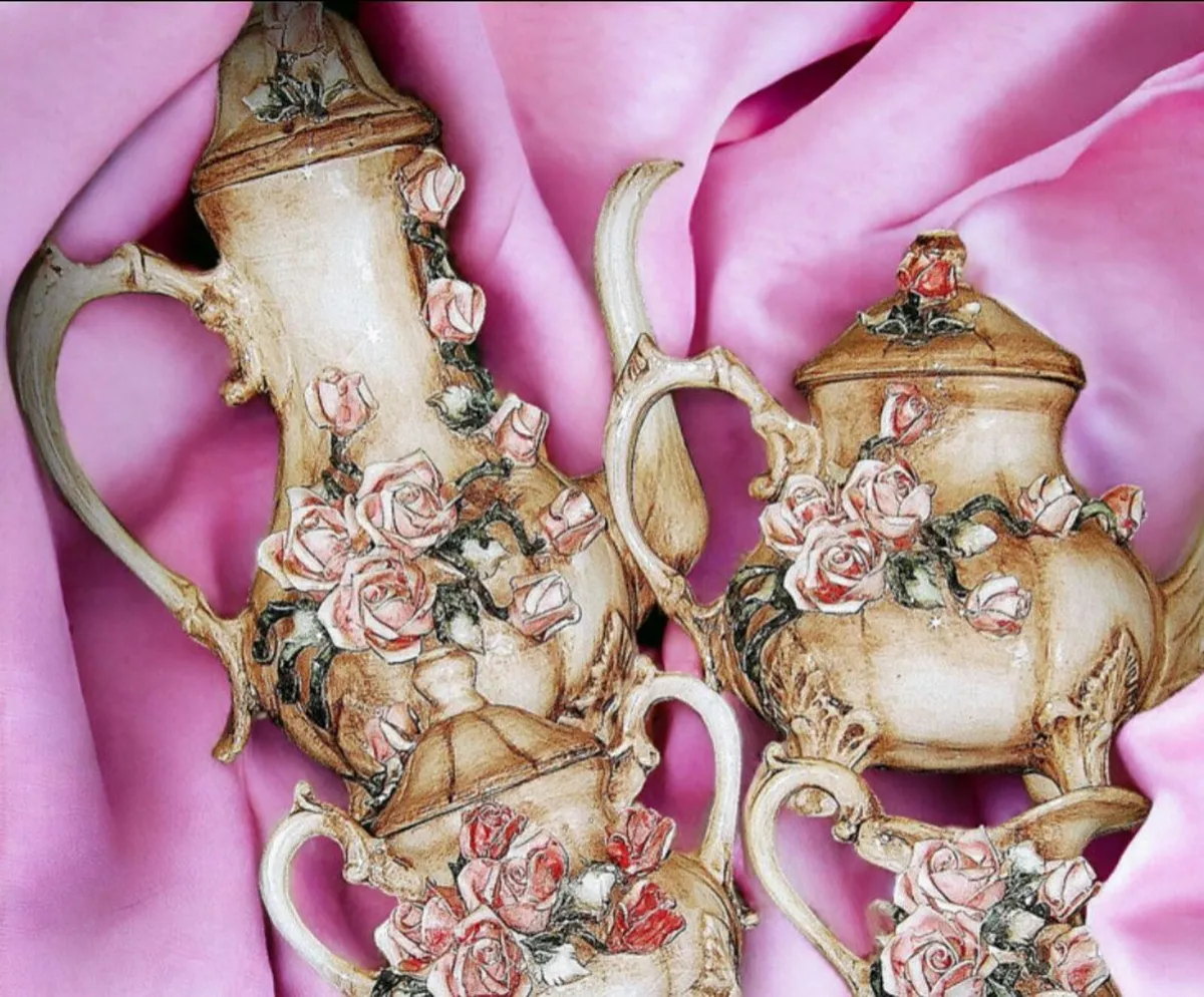 Authentic Vintage Capodimonte Set - Image 4