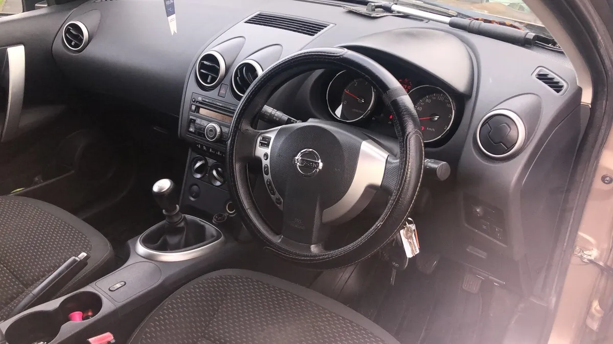 Nissan Qashqai+2 2010 - Image 3