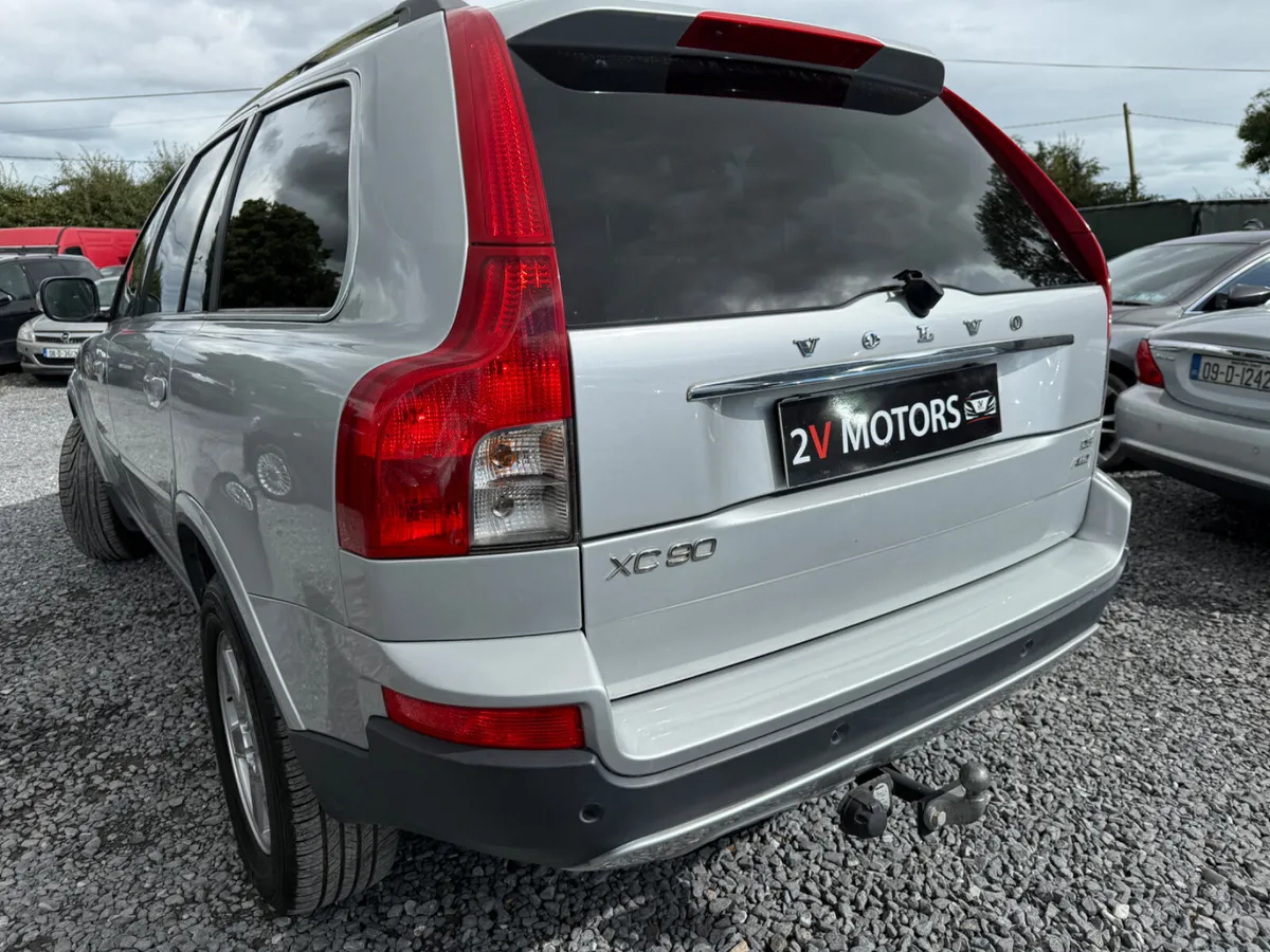 🔵 Volvo XC90 2.4D5 ACTIVE AUTOMATIC 185BHP - Image 4