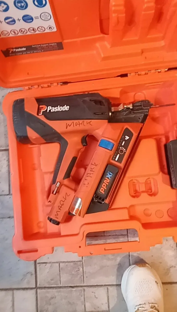 Carpentry Tools - Image 3
