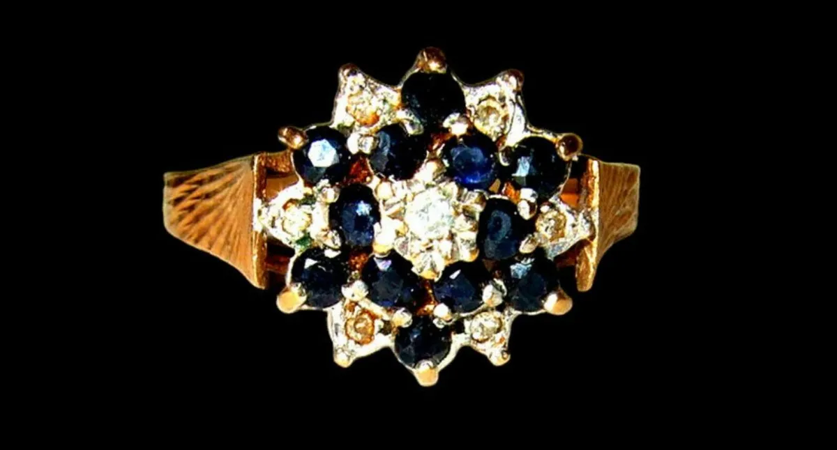 Vintage Hallmarked 14ct Gold/Diamond Cluster - Image 2