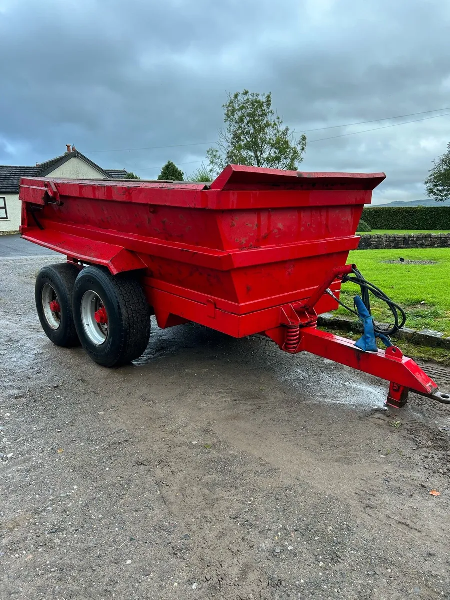 Dump trailer - Image 1