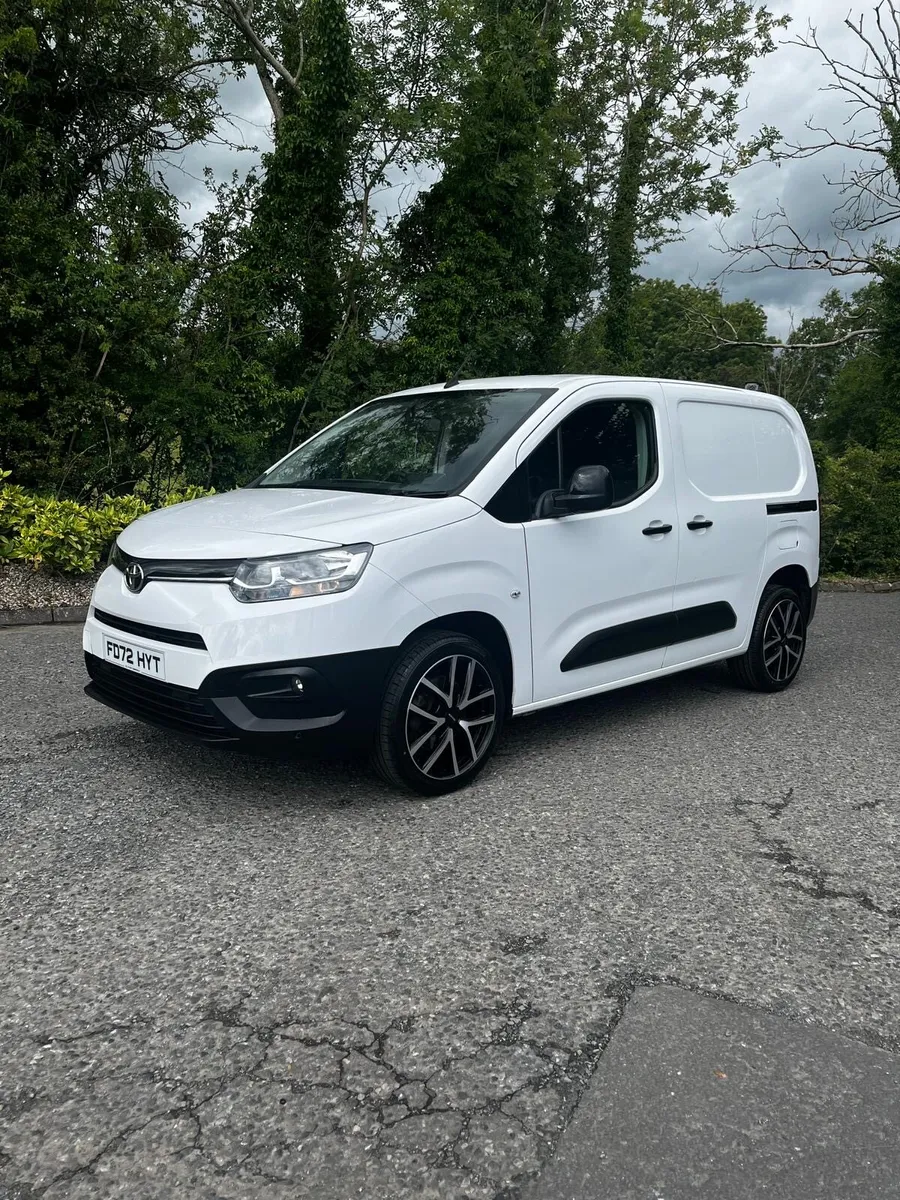TOYOTA PROACE CITY SWB VAN - Image 1