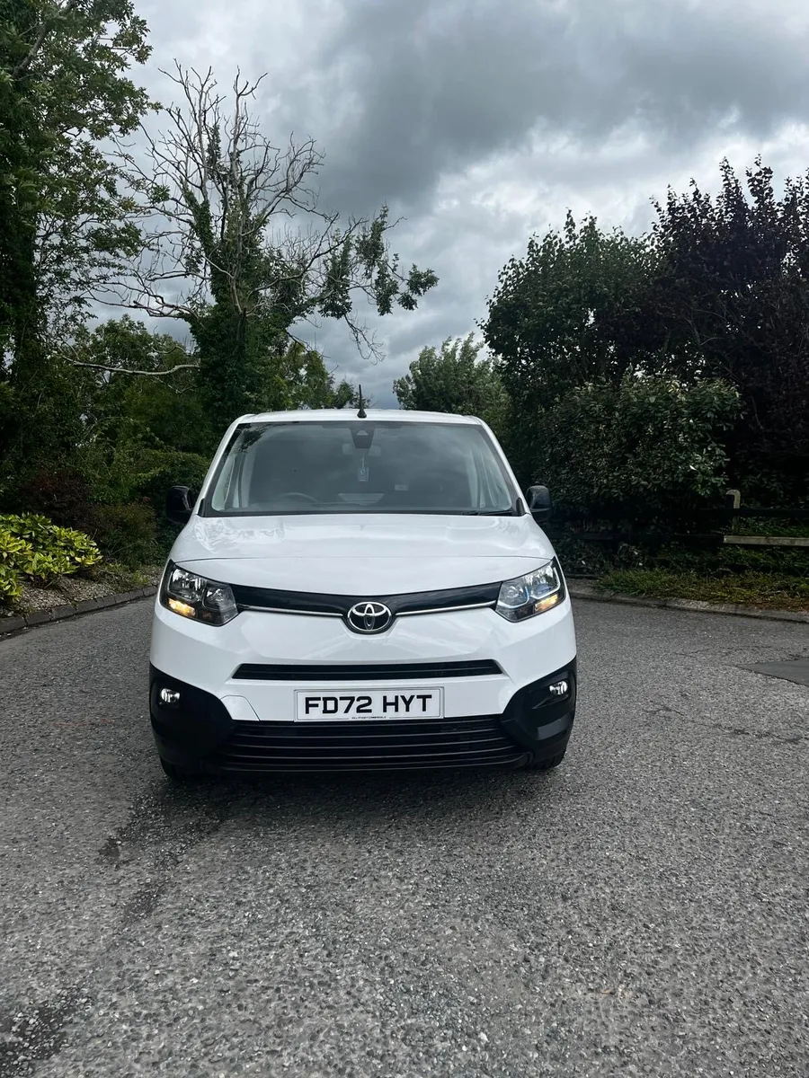 TOYOTA PROACE CITY SWB VAN - Image 4