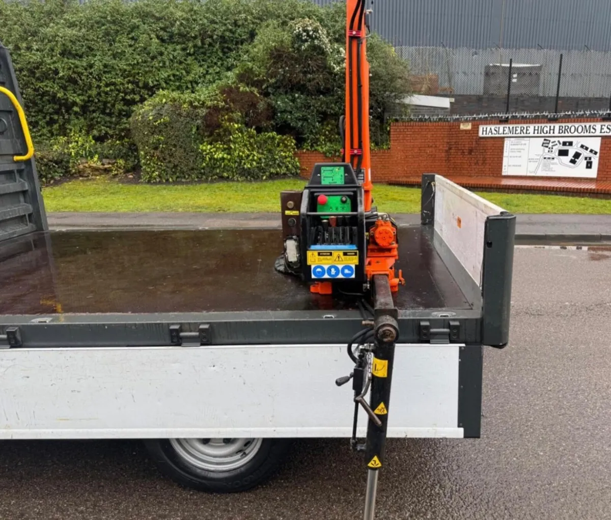 FORD TRANSIT Dropside 2.0 350 PH-180 CRANE - Image 4