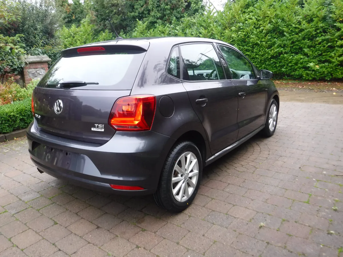 VW POLO 1.2 AUTO LOUNGE EDITION ONLY 33KM - Image 3