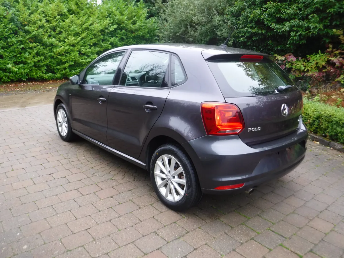 VW POLO 1.2 AUTO LOUNGE EDITION ONLY 33KM - Image 4