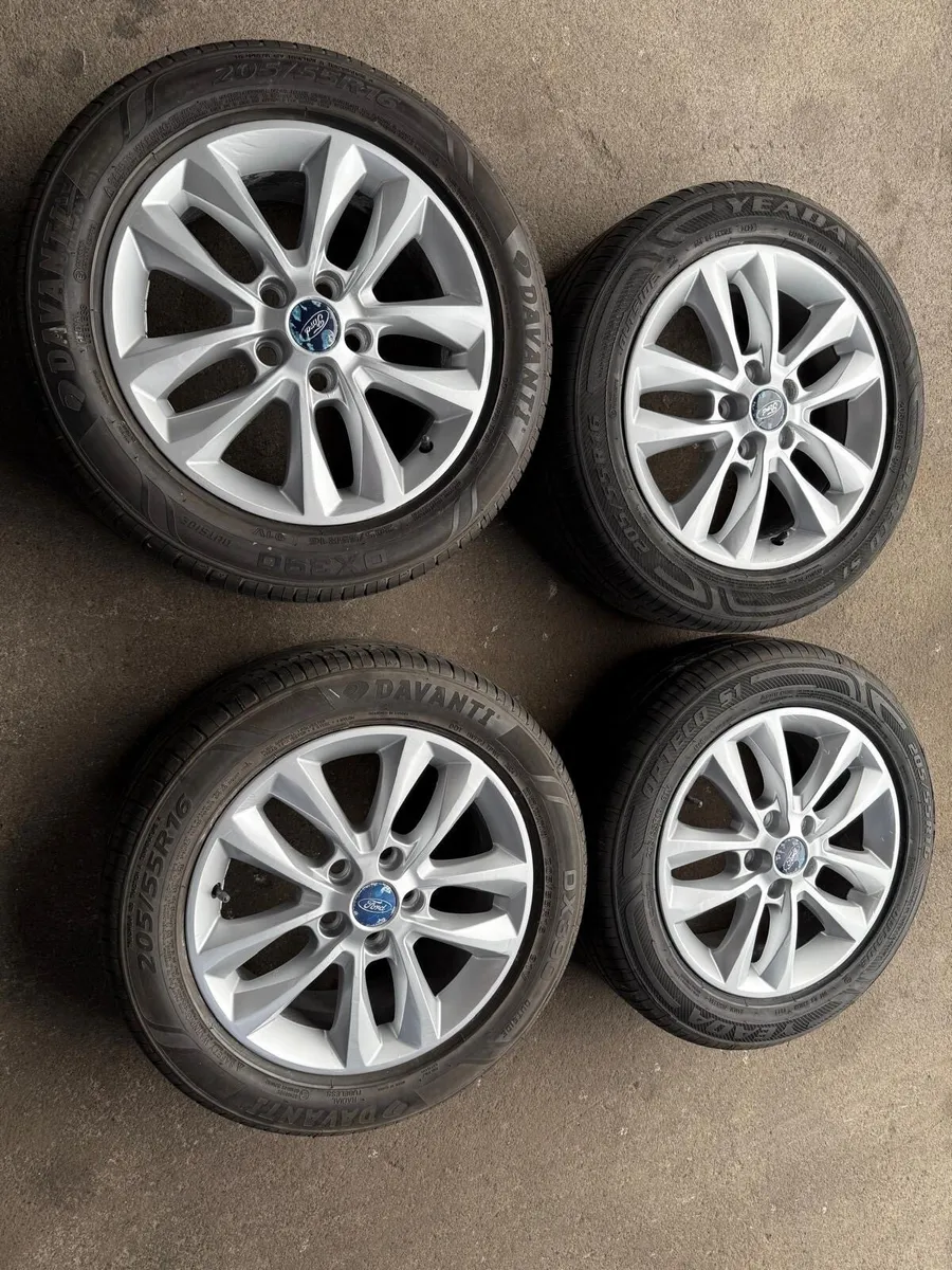 Ford Focus Alloy Wheels & Tyres 205/55R16 - Image 2