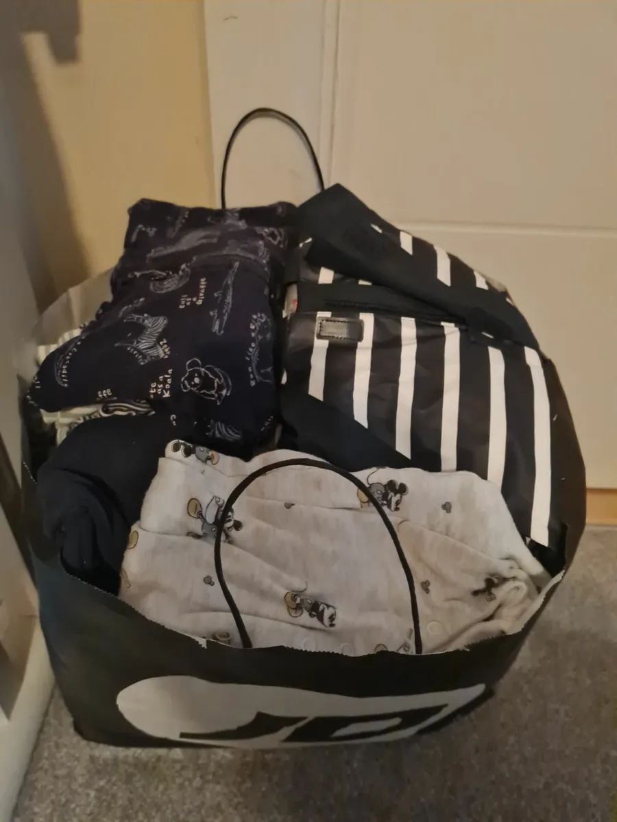 FREE Clothes baby boy 9-12months