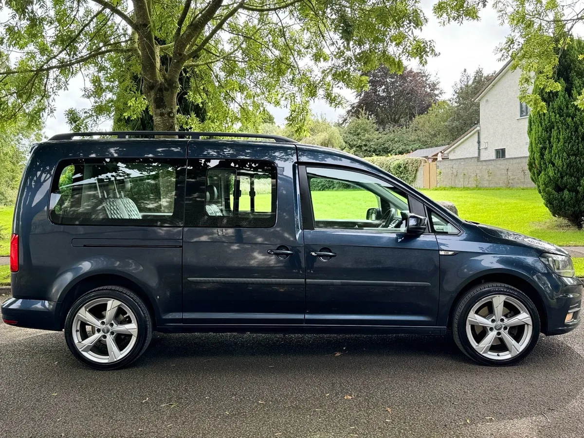 €8950Volkswagen Caddy Maxi 2016 7 Seater Automatic - Image 2