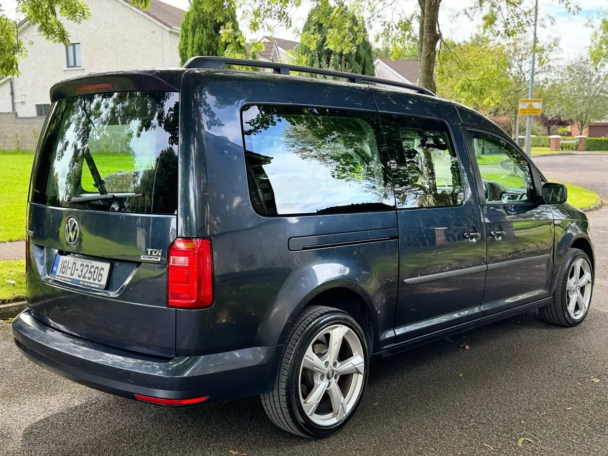€8950Volkswagen Caddy Maxi 2016 7 Seater Automatic - Image 3