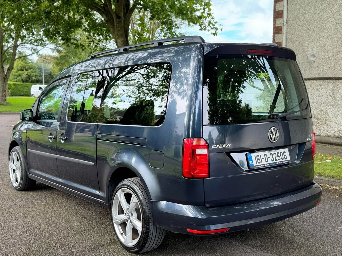 €8950Volkswagen Caddy Maxi 2016 7 Seater Automatic - Image 4