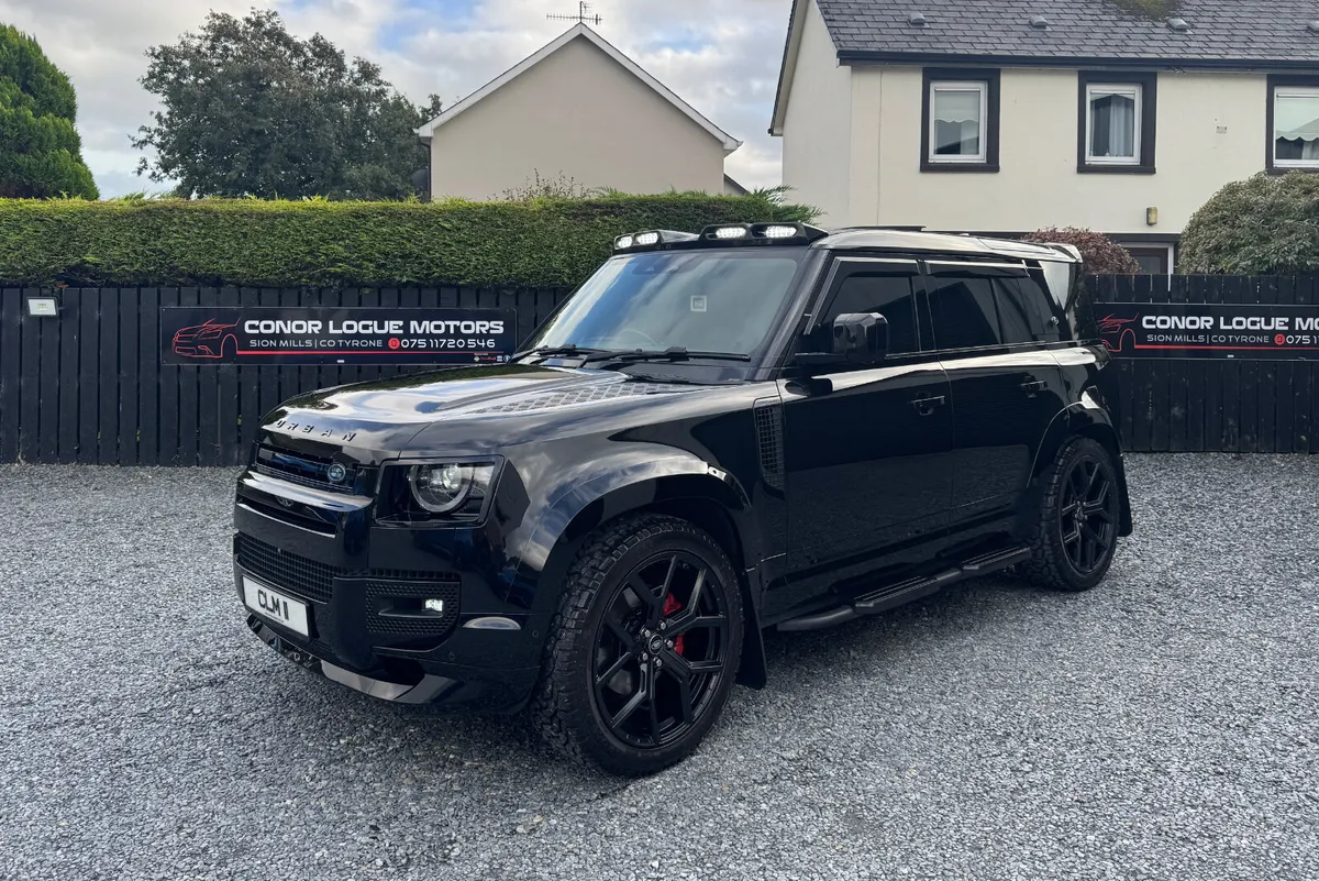 2021 Land Rover Defender D250 HSE 110 Urban - Image 1