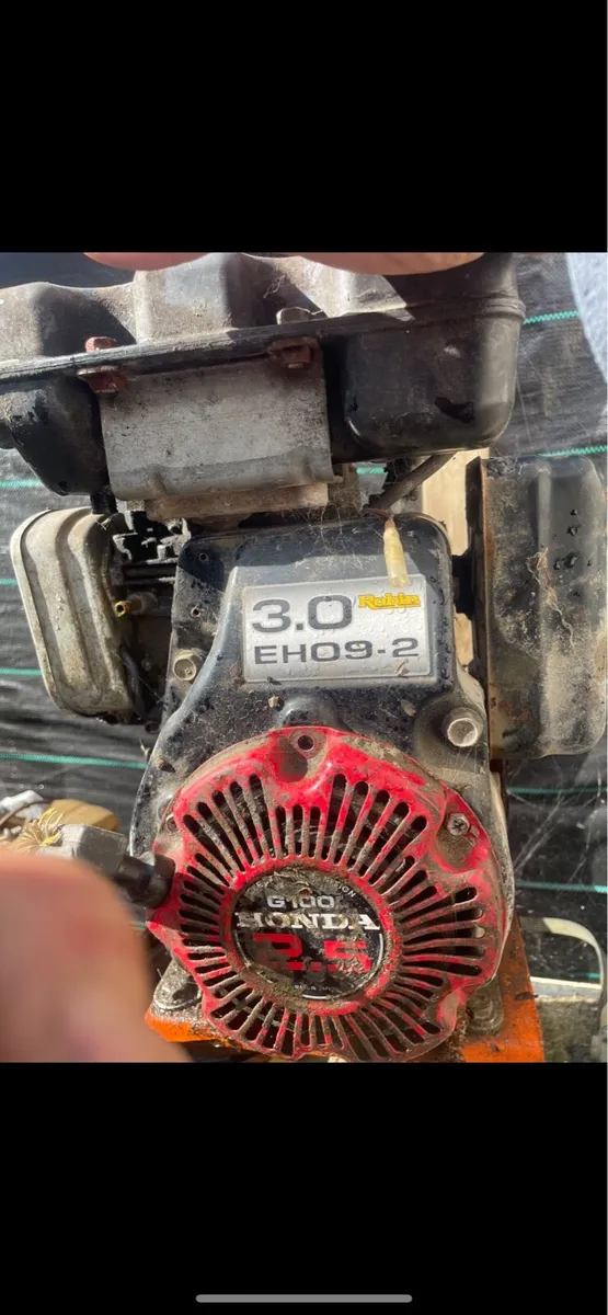 Subaru cement mixer engine