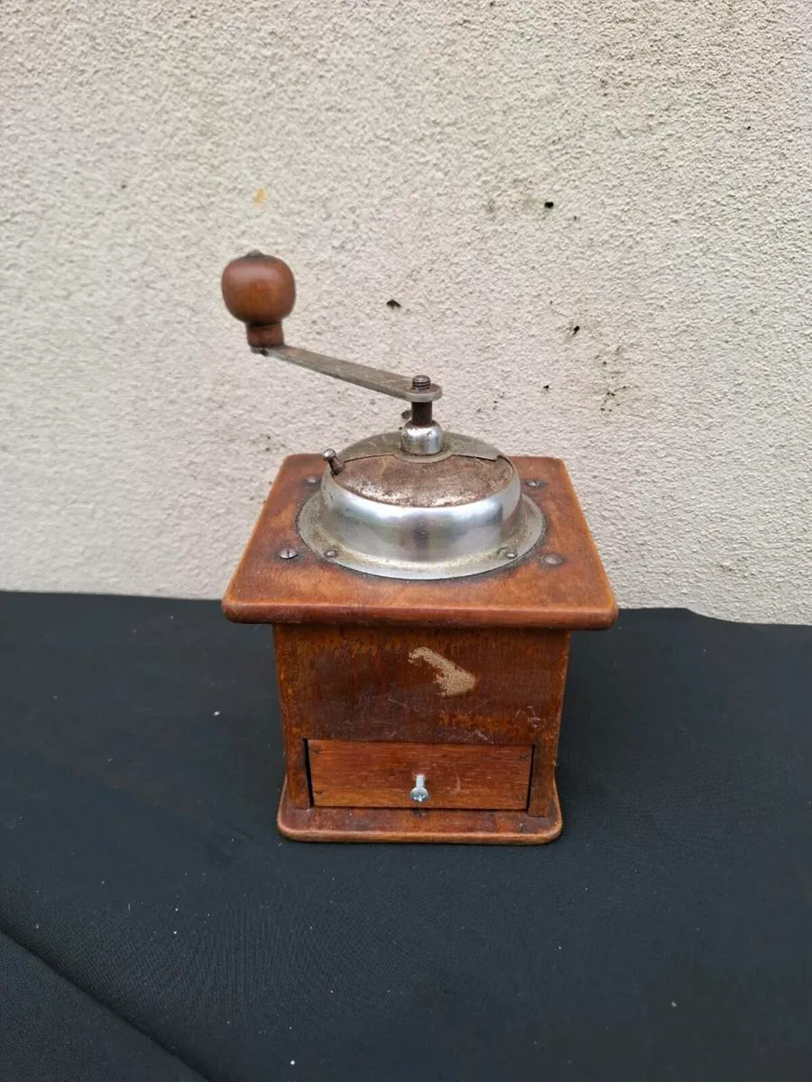Working old coffee grinder postage possible