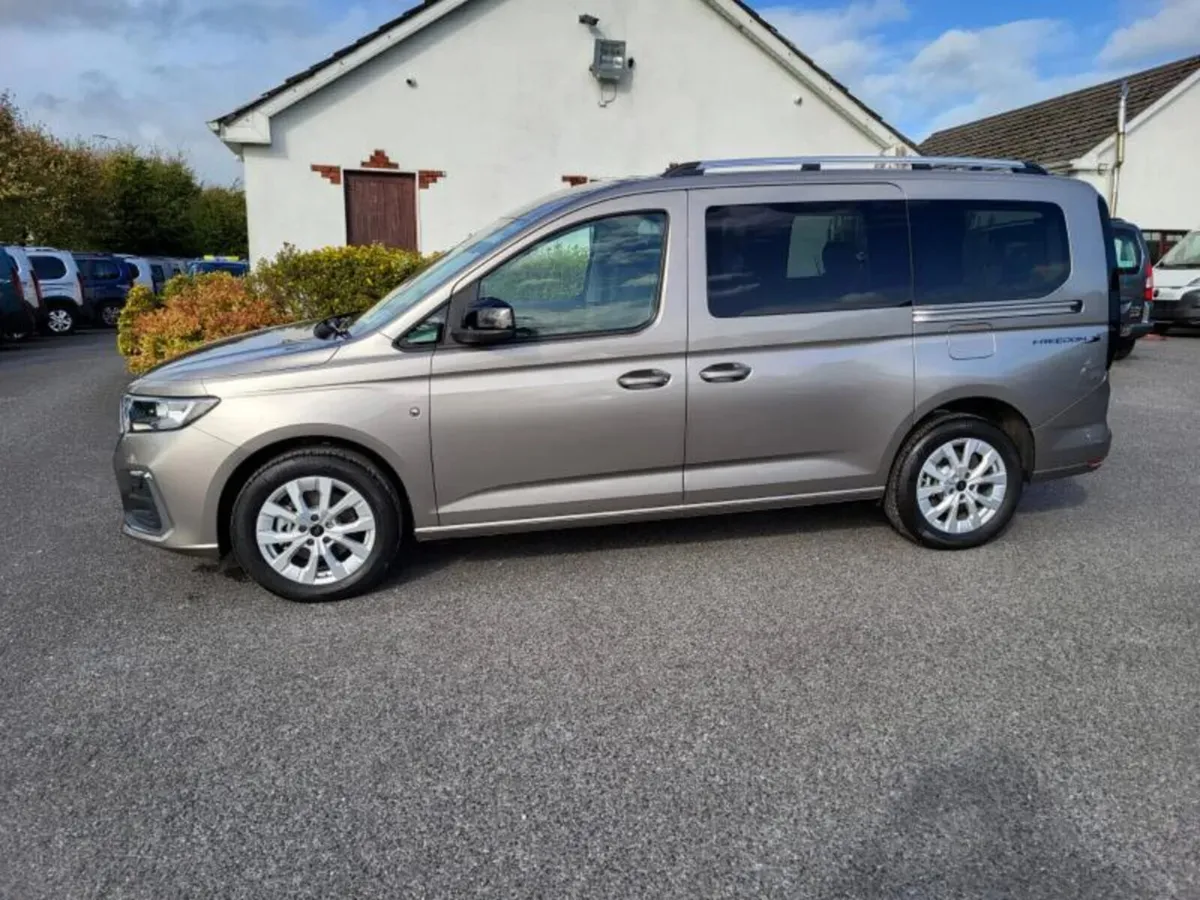 Ford Connect LWB 4 Seats Auto - Image 4