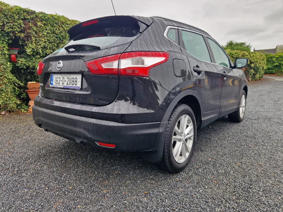 Nissan Qashqai SV 1.2 PETROL 2016 - Image 3