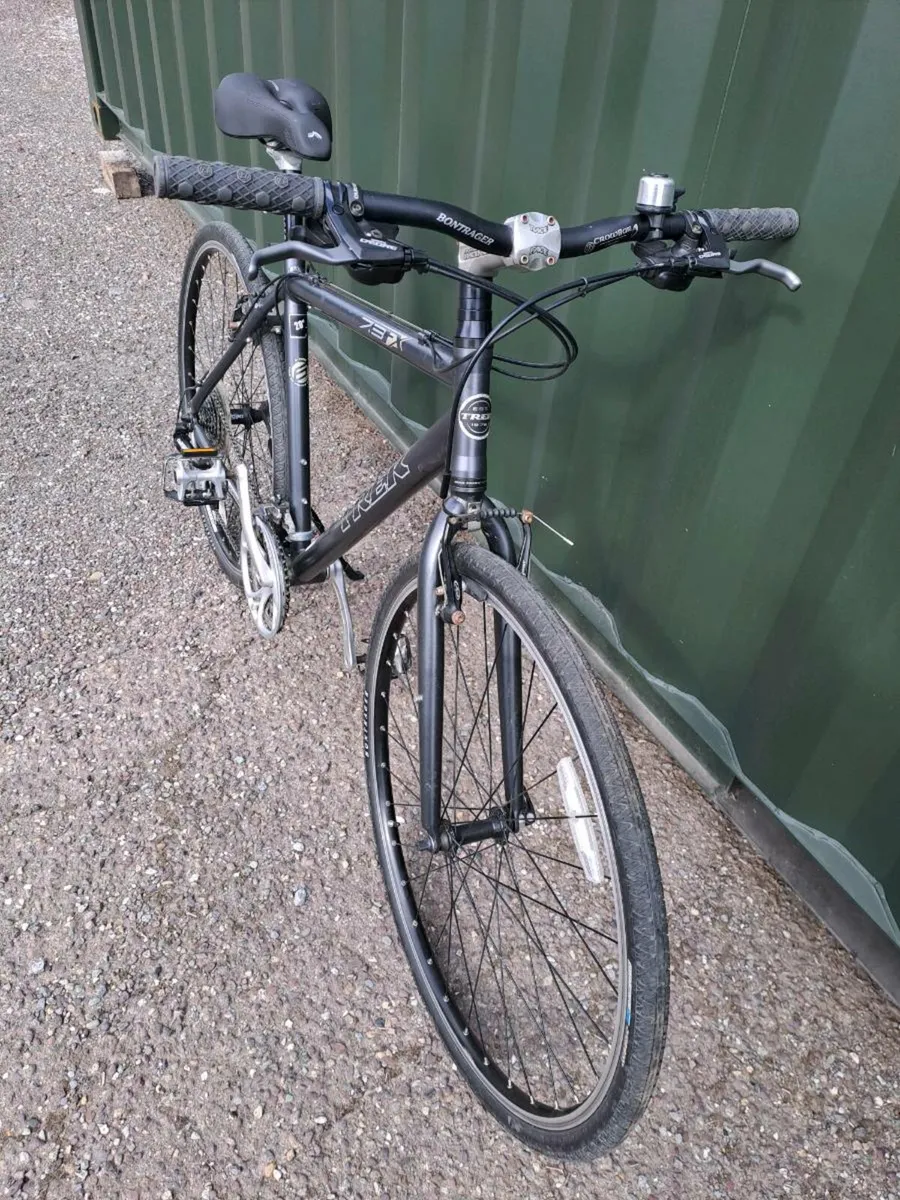 Trek 7.3 Fx series - Image 4