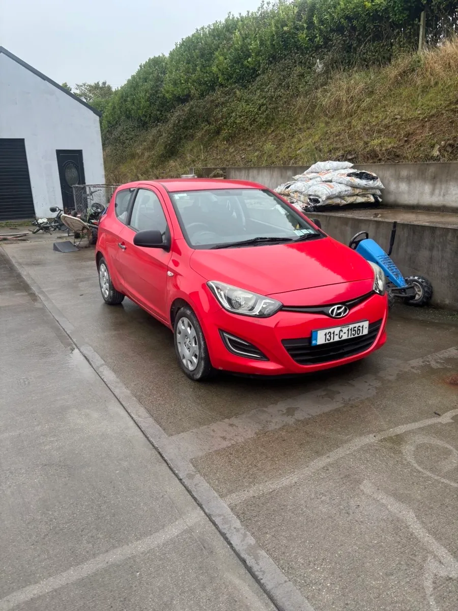 Hyundai i20 - Image 1