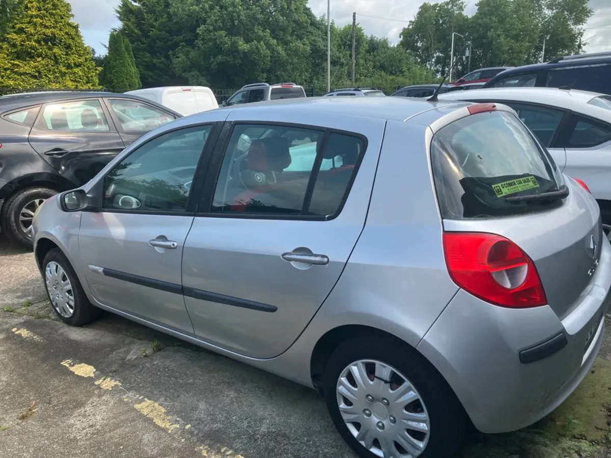Renault clio 2008 - Image 2